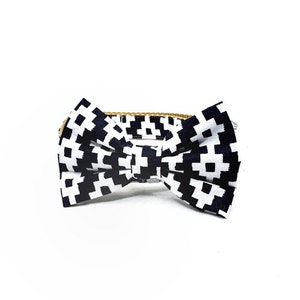 Black and White Dog Bow Tie - Removable Bow Tie for Dog Collar - Fall Dog Accessory - Boho Dog Bow Tie - Detachable Dog Bow Tie