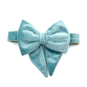 Sage Green Velvet Dog Bow, Removable Bow for Collar, Special Event Dog Accessory, Girl Dog accessory, Detachable Sailor Bow, Velvet Bow