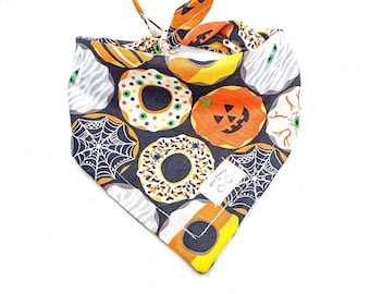 Halloween Candy Dog Bandana -Trick or Treat Dog Bandana - Spooky Bandana - Triangle Dog Bandana - Festive Dog Bandana