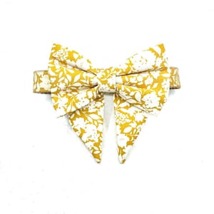 Golden Flower Dog Bow, Removable Bow for Dog Collar, Dog Accessory, Flower Sailor Bow, Detachable, Spring/Summer Dog, Dog Wedding