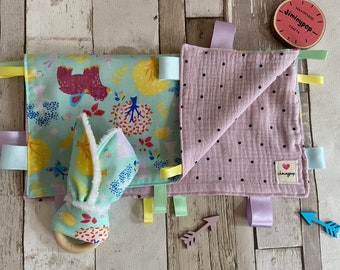 muslin taggie blanket