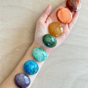 Chakra Palm Stone Set | Rainbow Gemstone
