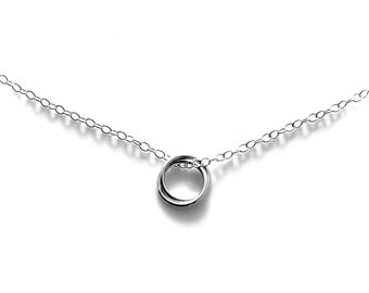 Sterling Silver Interlocking Rings Love Knot Necklace - 10mm x 1mm Rings with Toggle Clasp