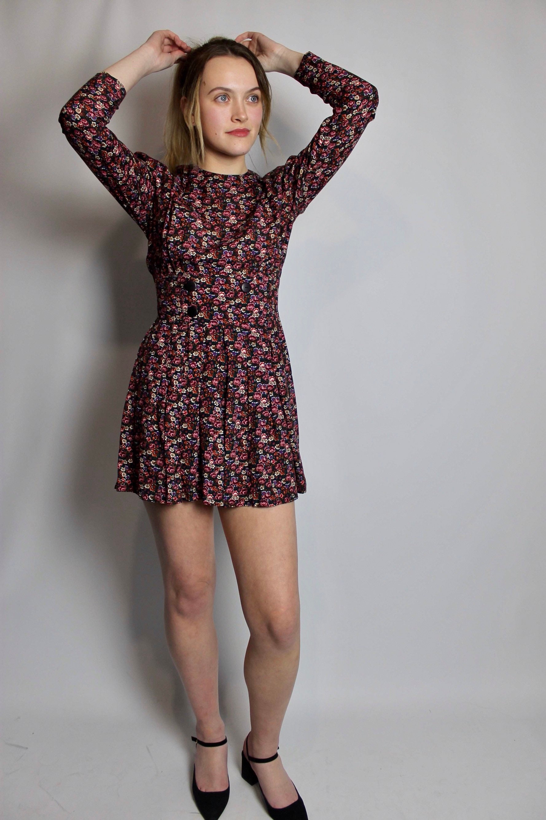 mini dresses blue Abstract halter mini dress Capri blue Capri blue / Medium