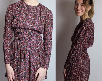 Vintage 1960s floral mini dress