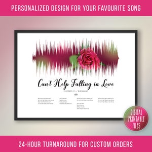 以下が含まれることがあります： ピンクと赤のサウンドウェーブデザインの中心にバラが描かれたデジタル印刷可能なファイル。サウンドウェーブの下には「Can't Help Falling in Love」というテキストが書かれています。曲名の下には「Elvis Presley - "Blue Hawaii" 1961」というテキストが書かれています。画像の右下隅には円の中に「デジタル印刷可能なファイル」というテキストが書かれています。画像の下部には「カスタムオーダーの24時間対応」というテキストが書かれています。