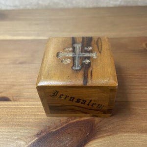 Vintage kleine Olivenholz Jerusalem Kreuz christliche Schmuckschatulle
