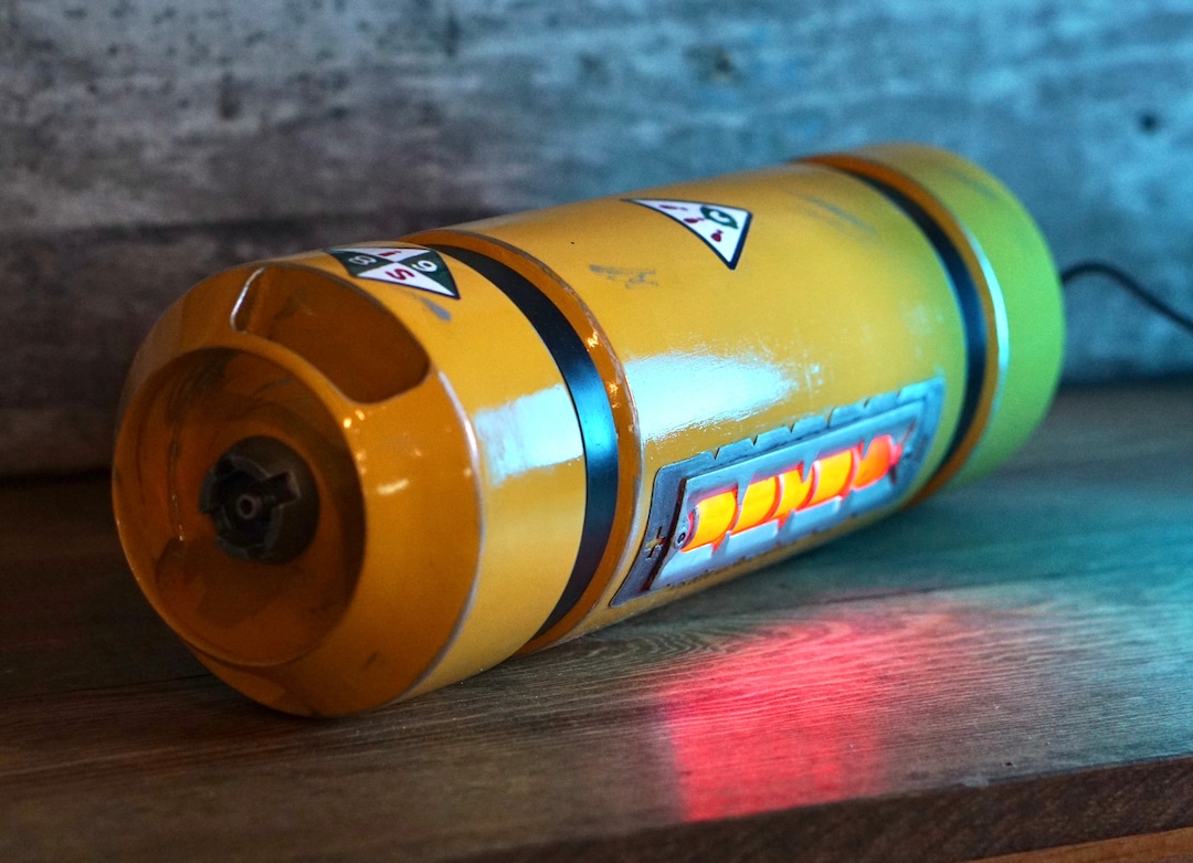 Monsters Inc Scream Canister Light, Scream Can, Monster University