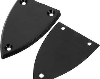 La copertura del truss rod in ABS nero BC Rich si adatta alla maggior parte delle chitarre BC Rich e con motivo triangolare a 3 fori.