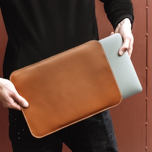 MacBook Pro/Air 13&#39; 14&#39; 16&#39; leather laptop sleeve, leather laptop case, laptop holder, protective sleeve, laptop cover, Mother&#39;s Day Gift