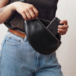 Black Leather Fanny Pack, Mother's Day Gift, Festival Leather Cross Body Bag, Leather Waist Bag, Leather Hip Bag, Womens Leather Crossbody