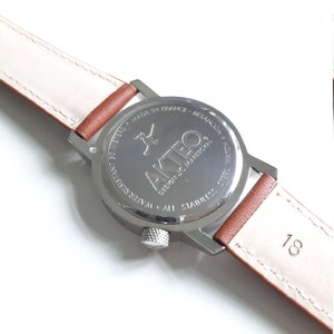 Wristwatch for wine lovers with themed dial image 3