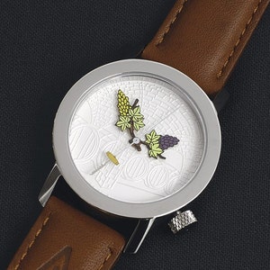 Wristwatch for wine lovers with themed dial image 1