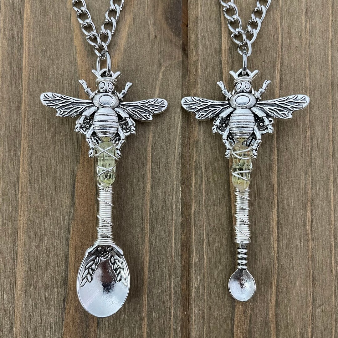 Stone Wire Wrap Bee Pendant Necklace Tea Honey Beads Incense Save the