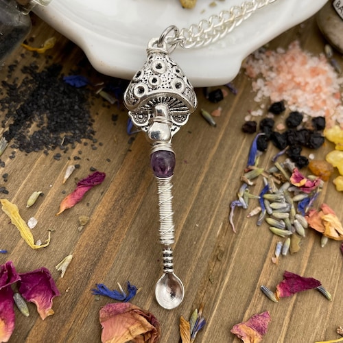 2 pièces collier pendentif en forme de champignon en pierre sur mesure, pierres précieuses, thé, épices, huiles, copal, encens, sels de sorcière, paillettes, sensibilisation aux maladies chroniques