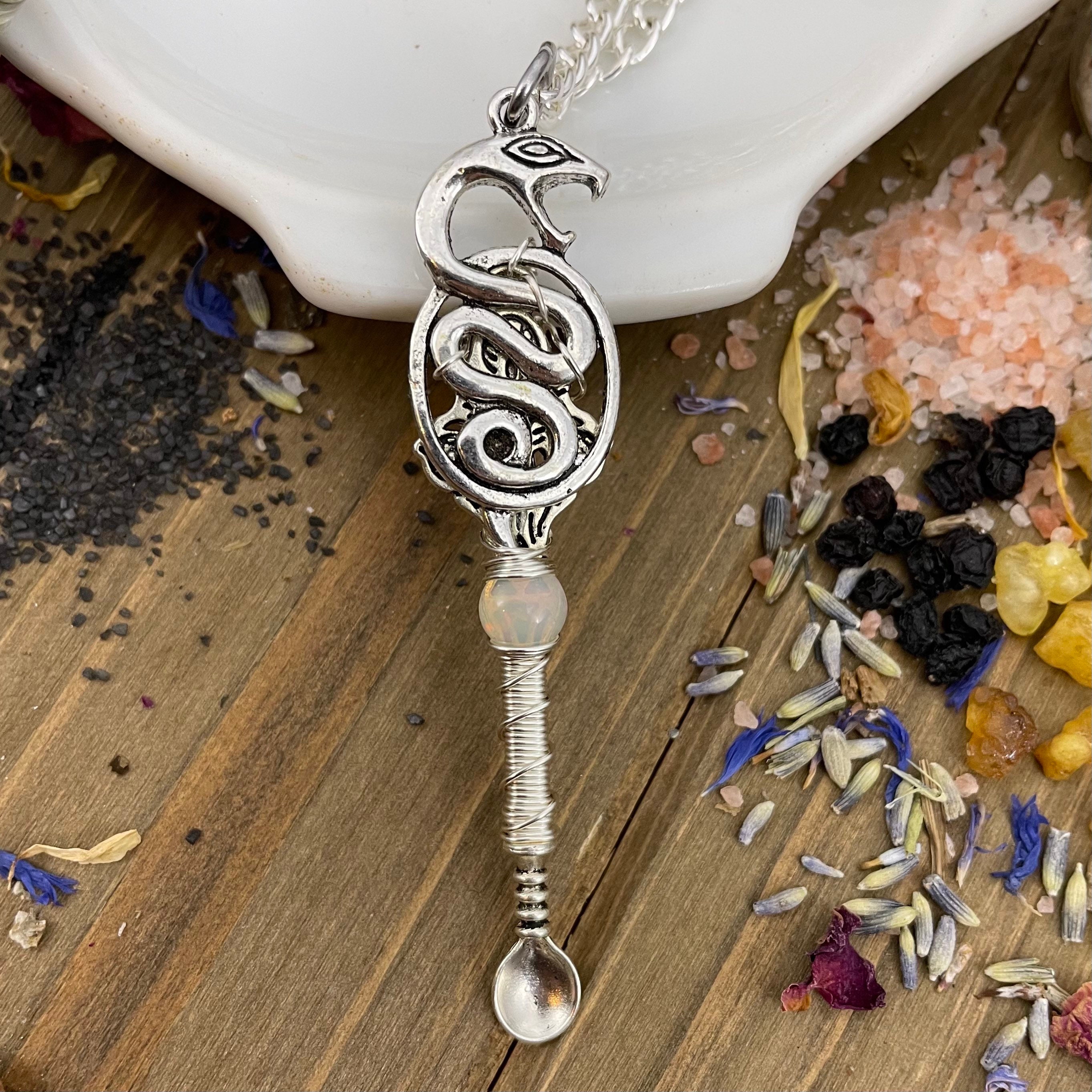 stash necklace with spoon｜TikTok Search