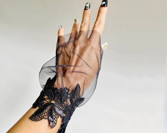 Sparkly Black Sequin Lace Fingerless Gloves: Shimmering Tulle Evening Wrist Cuffs