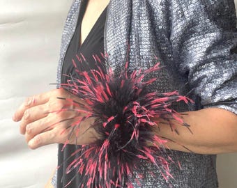 Black and Red Ostrich Feather Gloves Cuffs, Unisex Emo Goth Cosplay Harajuku Goth Masquerade Ball Wedding Halloween Party
