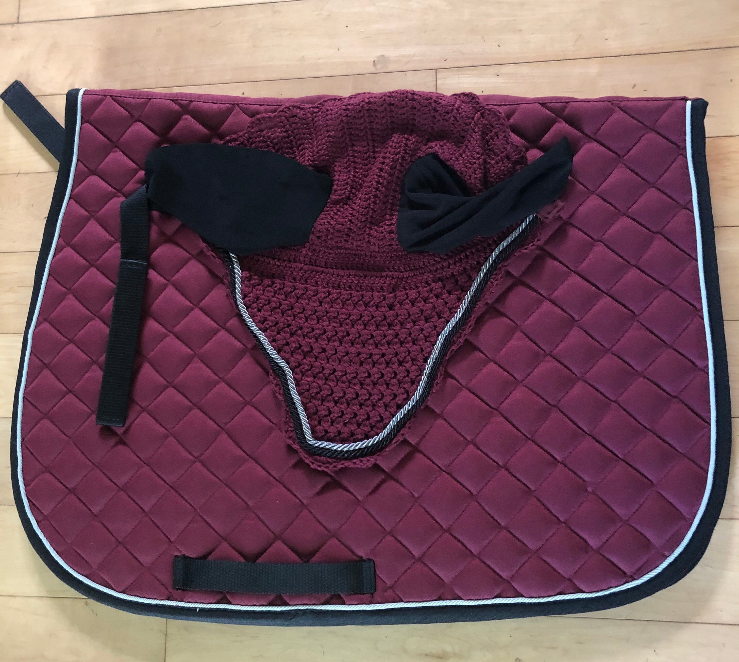 US Flag All Purpose English Saddle Pad Set With Matching Fly Veil Horse