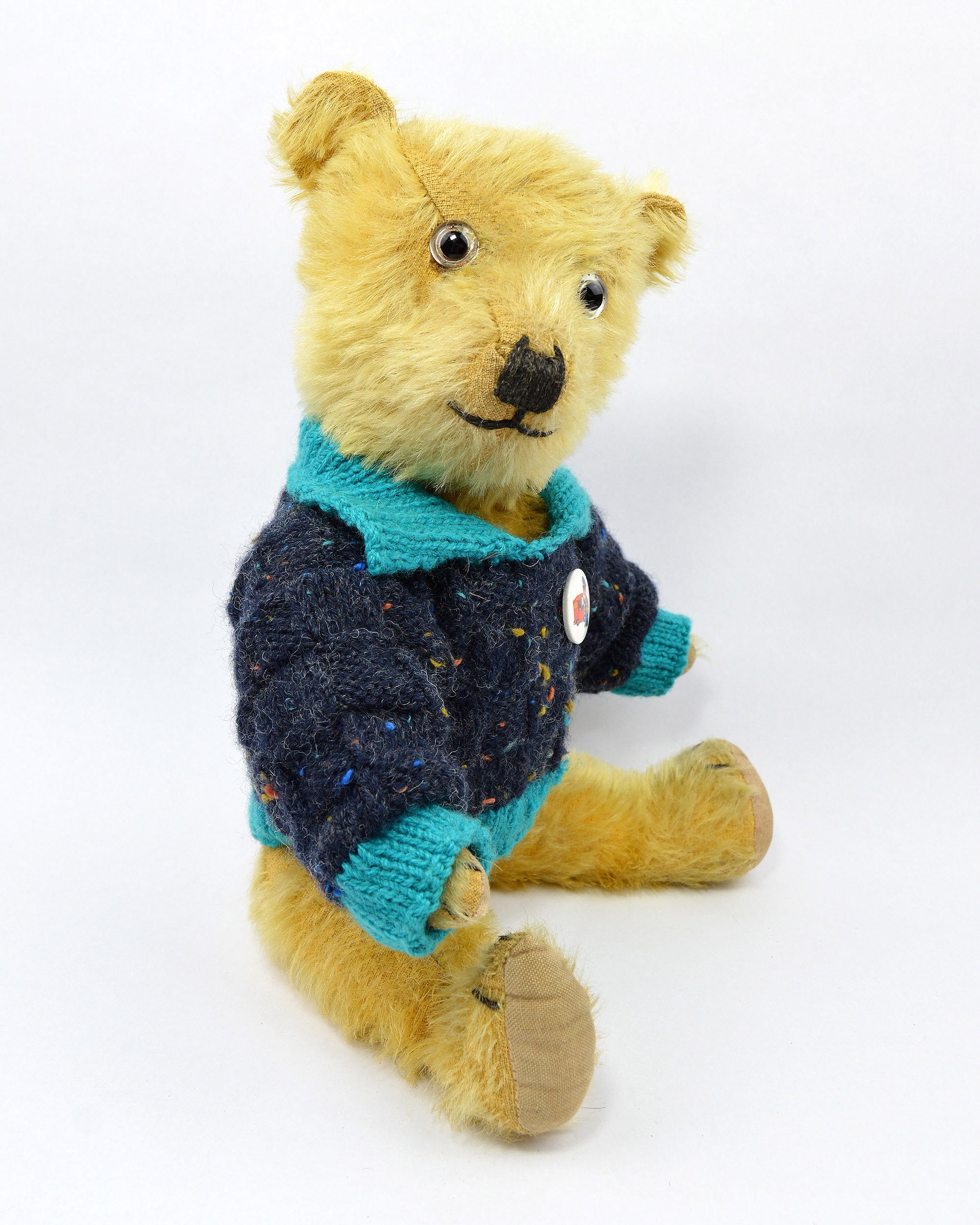 1940s-1950s-vintage-chiltern-teddy-bear-called-patty-in-etsy-uk