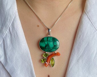 Pendentif en malachite, péridot, corail rouge / Argent sterling 925 / Pierre de guérison / Cab ovale / Bijoux en malachite / Pendentif tendance MLC-P-46.