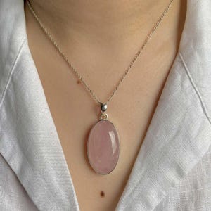 Rose Quartz Pendant / 925 Sterling Silver Pendant / Healing Gemstone / Gifts for her / Oval Cab / Rose Quartz / Statement Rose Quartz