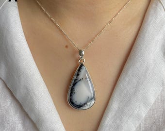 Dendritic Agate Pendant / 925 Sterling Silver / Healing Gemstone / Gifts for her / Dendritic Agate / Statement Pendant