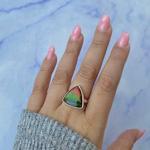 Ammolite Adjustable Ring / 925 Sterling Silver Ring / Healing Gemstone / Gifts for her / Trillion Cab / Ammolite / Statement Ammolite Rings