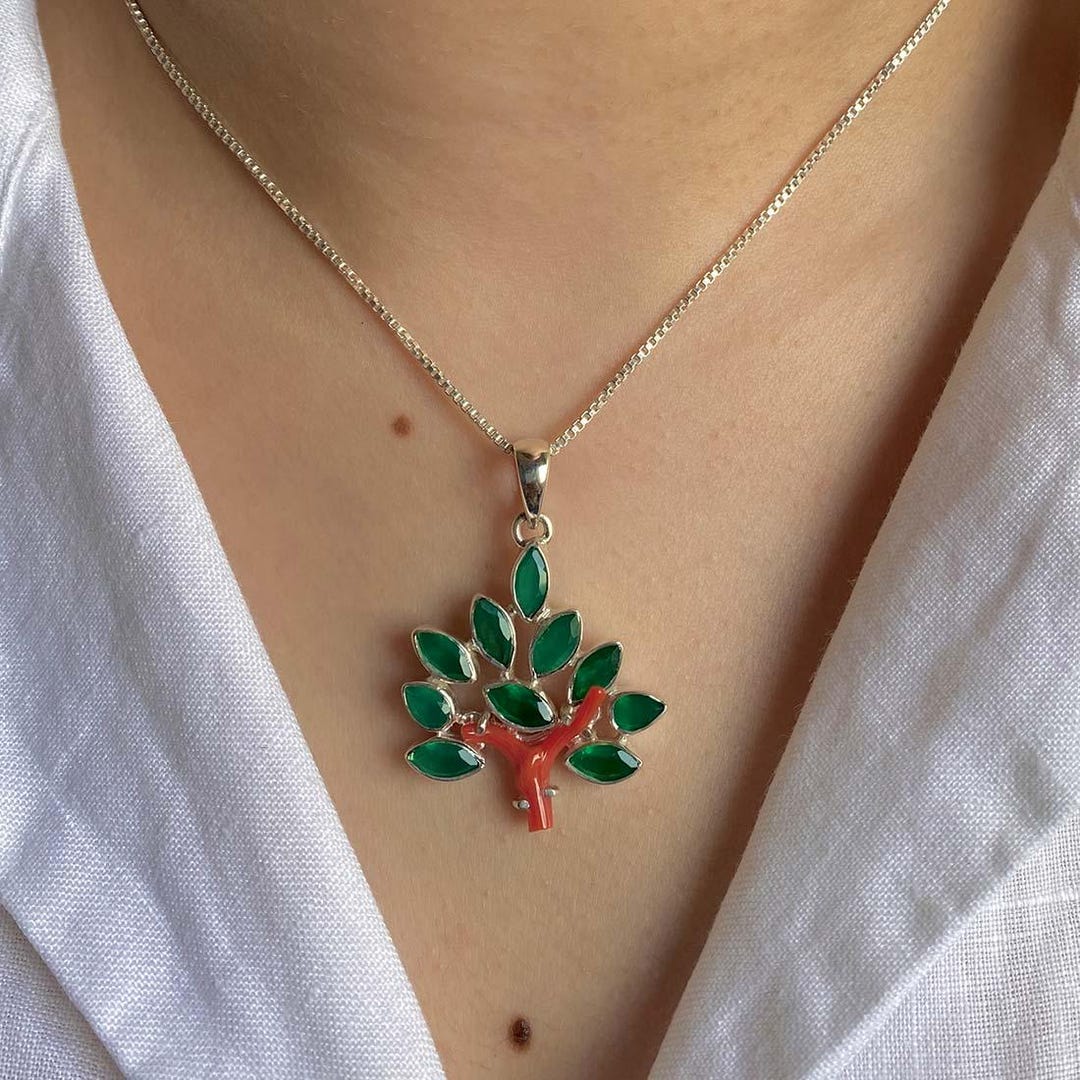 Pendentif coeur en corail rouge, collier en onyx plaqué