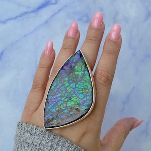 RARE 154 CARATS Ammolite Ring / 925 Sterling Silver Ring/ Healing Gemstone/ Gifts for her/ Large Ammolite / Natural Ammolite Adjustable Ring