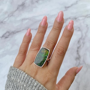 Ammolite Adjustable Ring / 925 Sterling Silver Ring / Healing Gemstone / Gifts for her / Fancy-Cab / Ammolite / Statement Ammolite Rings