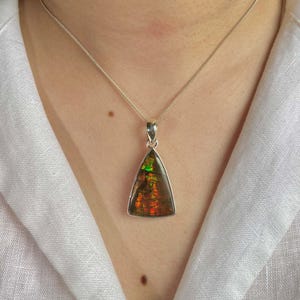 Ammolite Pendant / 925 Sterling Silver Pendant / Healing Gemstone / Gift for her / Fancy Cab / Ammolite Pendant / Statement Ammolite Pendant