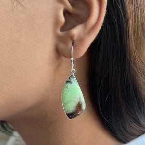 Lemon Chrysoprase Earring / 925 Sterling Silver Earring / Healing Gemstone / Gifts for her / Fancy Cab /  Lemon Chrysoprase Earrings