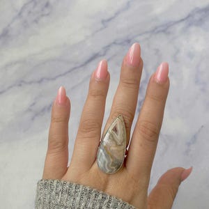 Crazy Lace Agate Adjustable Ring / 925 Sterling Silver Ring / Healing Gemstone / Gifts for her / Pear Cab / Statement Crazy Lace Agate Rings