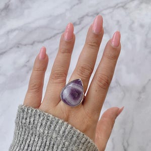 Amethyst Lace Agate Adjustable Ring / Sterling Silver Ring / Healing Gemstone / Gift for her / Pear Cab / Statement Amethyst Lace Agate Ring