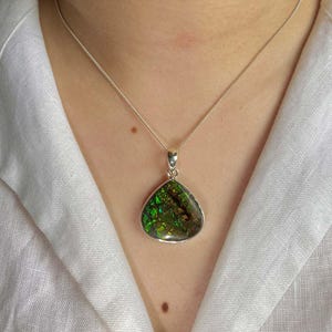 Ammolite Pendant / 925 Sterling Silver Pendant / Healing Gemstone / Gifts for her / Fancy Cab / Ammolite / Statement Ammolite Pendants