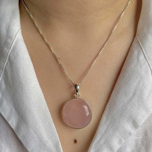 Rose Quartz Pendant / Sterling Silver Pendant / Healing Gemstone / Gifts for her / Round Cab / Rose Quartz / Statement Rose Quartz Pendant