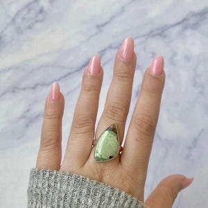 Lemon Chrysoprase Adjustable Ring / 925 Sterling Silver / Healing Gemstone / Gifts for her / Lemon Chrysoprase Jewelry / Statement LCP-R-17.