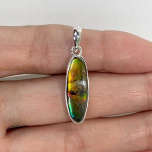 Ammolite Pendant / 925 Sterling Silver Pendant / Healing Gemstone / Gifts for her / Oval Cab / Ammolite Jewelry / Statement AML-P-94.