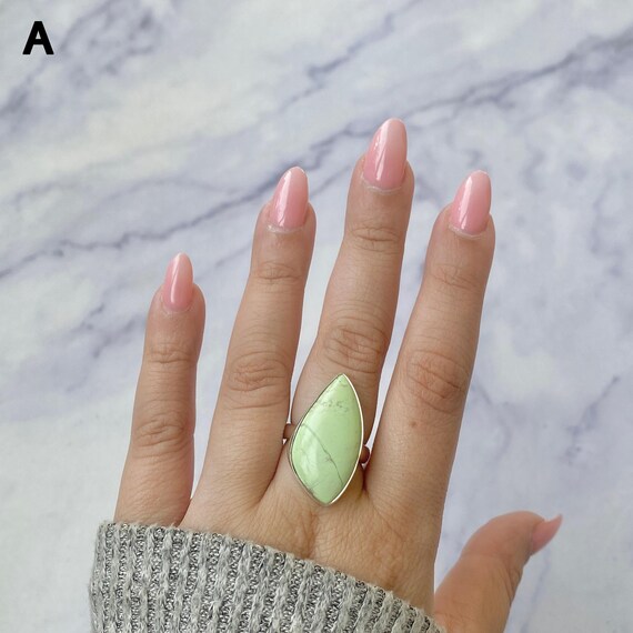 Lemon Chrysoprase Adjustable Ring / 925 Sterling Silver Ring / Healing Gemstone / Gifts for her / Fancy Cab / Lemon Chrysoprase Rings