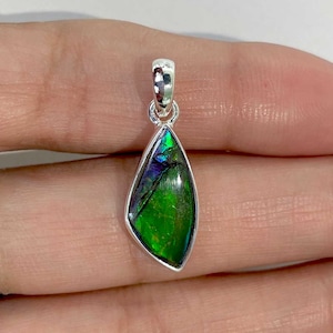 Ammolite Pendant / 925 Sterling Silver Pendant / Healing Gemstone / Gifts for her / Fancy Cab / Ammolite Jewelry / Statement AML-P-93.
