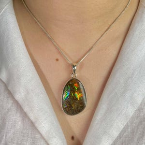 Ammolite Pendant / 925 Sterling Silver Pendant / Healing Gemstone / Gifts for her / Fancy Cab / Ammolite / Statement Ammolite Pendants
