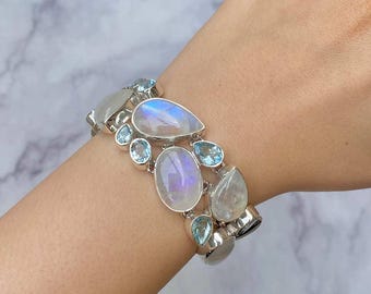 Moonstone Bracelet / Sterling Silver Bracelet / Healing Gemstone / Gifts for her / Oval Cab / Moonstone / Statement Moonstone Bracelet
