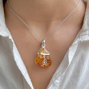 Amber Pendant / 925 Sterling Silver Pendant / Healing Gemstone / Gifts for her / Fancy Rough / Amber Jewellery / Statement Amber Pendants