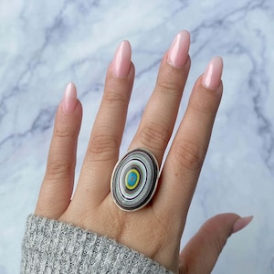 Fordite verstelbare ring / 925 sterlingzilveren ring / genezende edelsteen / cadeaus voor haar / ovale cabine / Fordite / statement Fordite-ringen