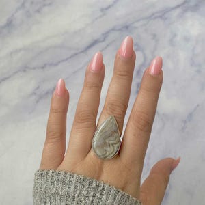 Crazy Lace Agate Adjustable Ring / 925 Sterling Silver Ring / Healing Gemstone / Gifts for her / Pear Cab / Statement Crazy Lace Agate Rings
