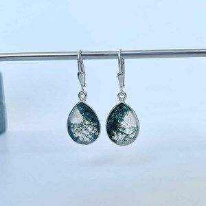 Moss Agate Earring / 925 Sterling Silver Earring / Healing Gemstone / Moss Agate Jewelry / Gifts for her / Pear Cab / Moss Agate Earrings