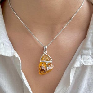 Amber Pendant / 925 Sterling Silver Pendant / Healing Gemstone / Gifts for her / Fancy Rough / Amber Jewellery / Statement Amber Pendants