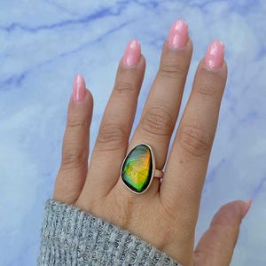 Ammolite Adjustable Ring / 925 Sterling Silver Ring / Healing Gemstone / Gifts for her / Fancy Cab / Ammolite / Statement Ammolite Rings