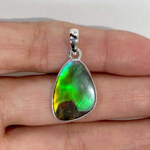 Ammolite Pendant / 925 Sterling Silver Pendant / Healing Gemstone / Gifts for her / Fancy Cab / Ammolite Jewelry / Statement AML-P-111.